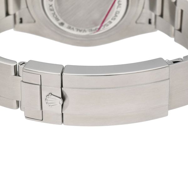 Rolex Sea-Dweller 126600